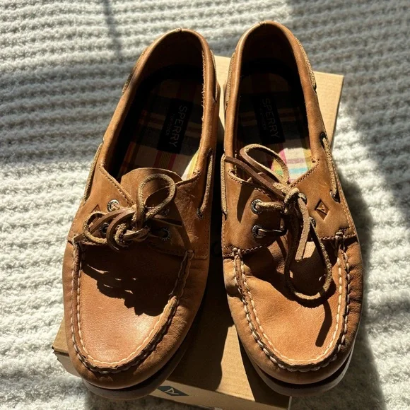 Sperry | Shoes | Sperry Tan Boat Shoes With Moccasin  display picture 2